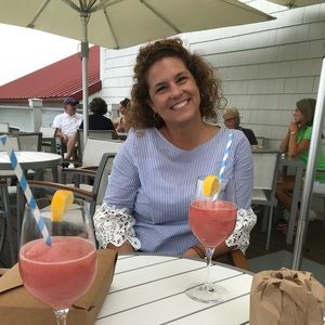 Meet your Posher, Melanie